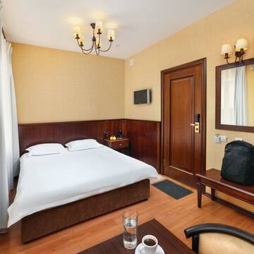 1 категория одноместный с большой кроватью в Гостинице Парус